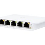 UBQ Switch 5p con 1xGE PoE+ In y 4xGE s/inyector PoE