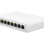 UBQ Switch 8p con 4xGE PoE+ (52W) y 4xGE no PoE (sobremesa)