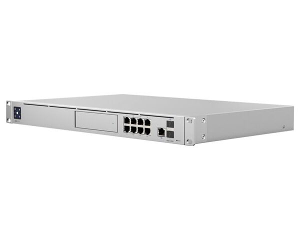 UBQ Gateway-Router, 8p+ 2p SFP+1 bahia 3,5" 128gb integrado