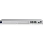 UBQ Gateway-Router, 8p+ 2p SFP+ 1bahia 3,5"
